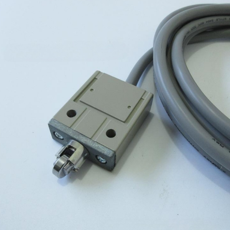 OMRON D4C-1403 limit switch with 9.8FT/3M cable