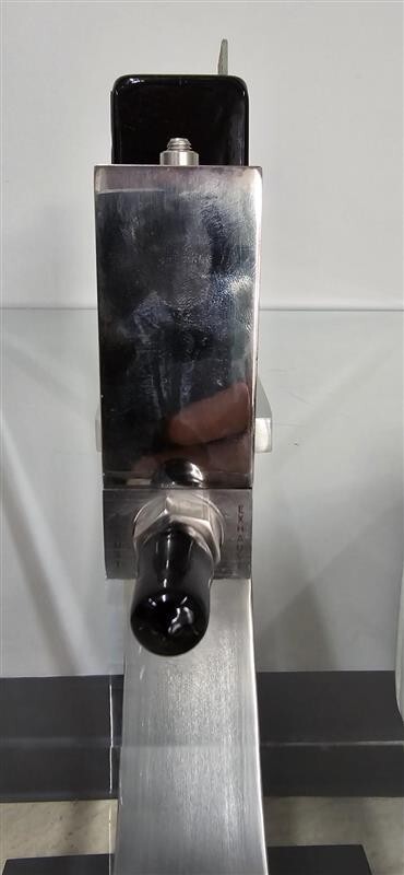 Unit Instruments UFC-1110A Mass Flow Controller, 20 SLM 02