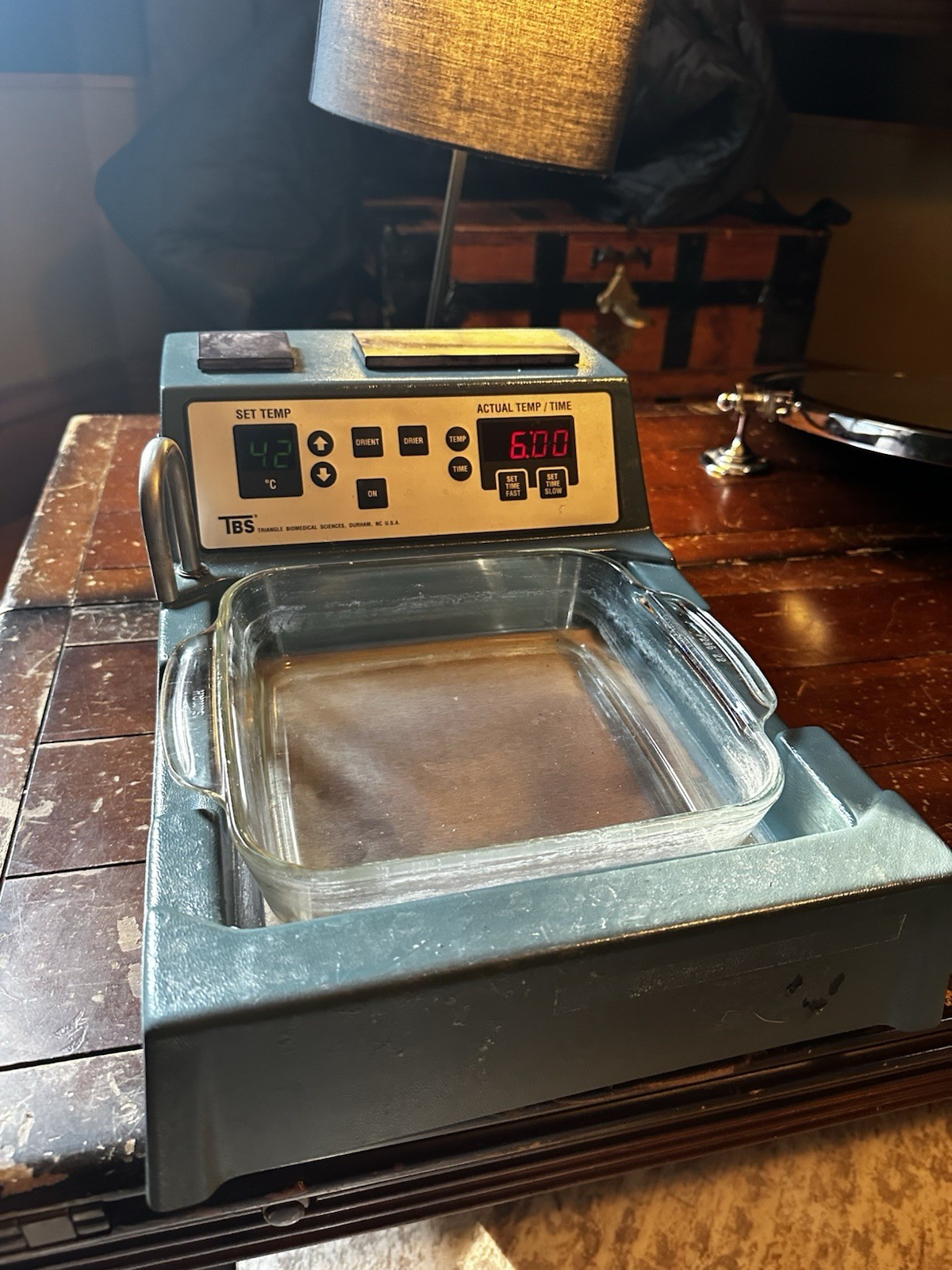 Triangle Biomedical Sciences, FWS-120 Floatation Workstation.