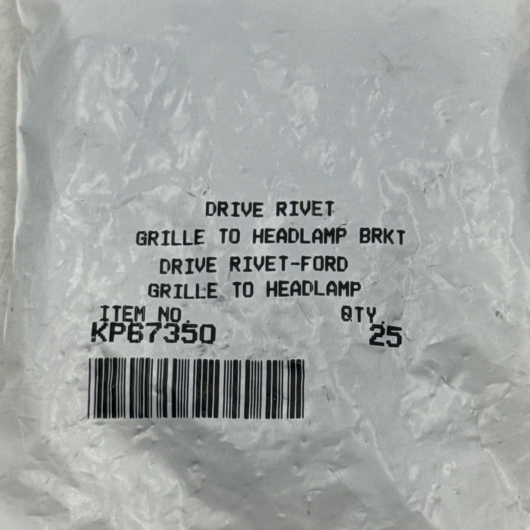 Value Collection Push Mount Blind Rivet: Plastic Body 1/4″ Hole 25PK