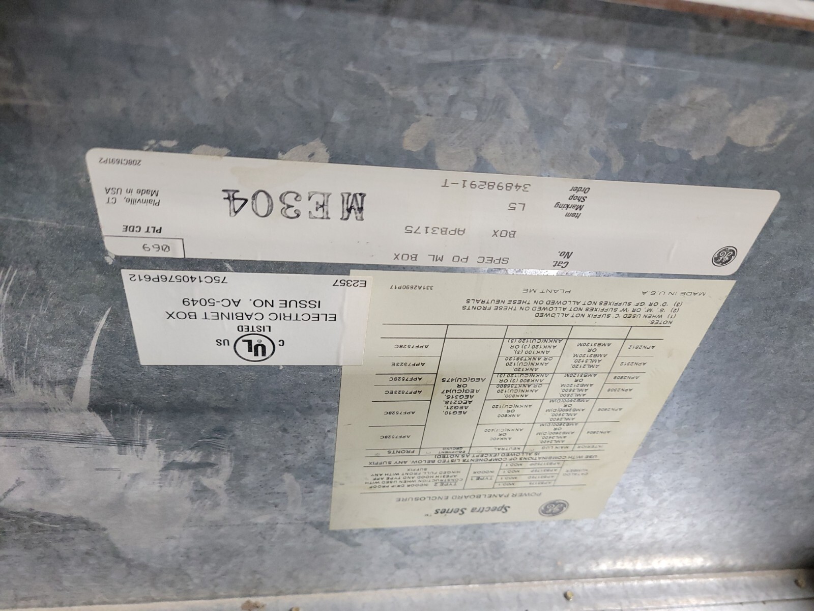 GE General Electric APN Spectra Series Panelboard 600 Amp 208Y/120 VAC 3PH 4W