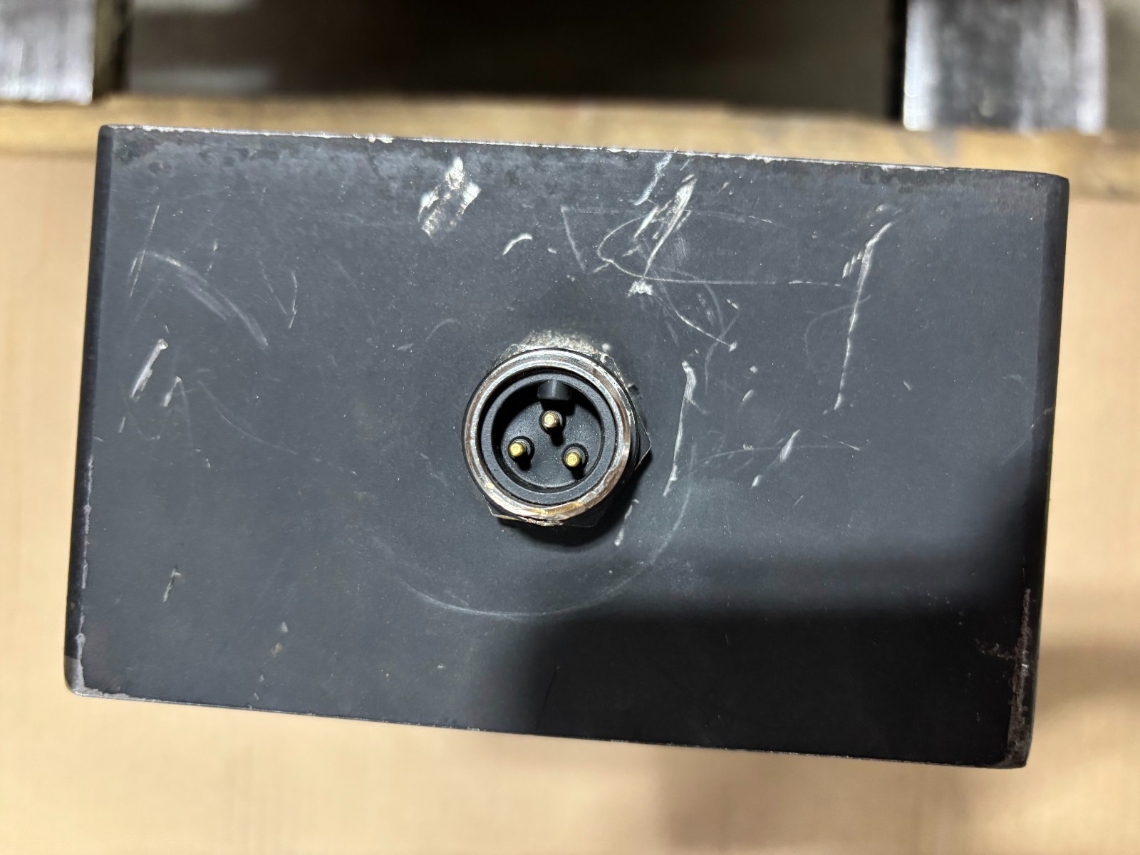 AEC Electromagnet, 6,000 LBS. 120V