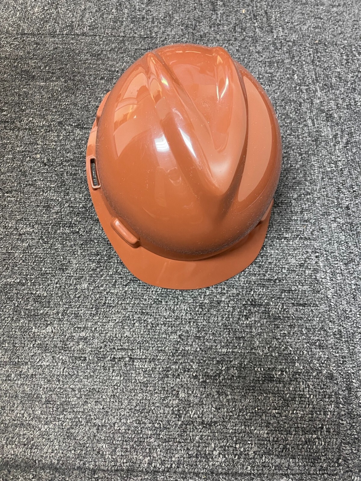 MSA Safety V Gard Hard Hat, Fas Trac Suspension, Medium Brown
