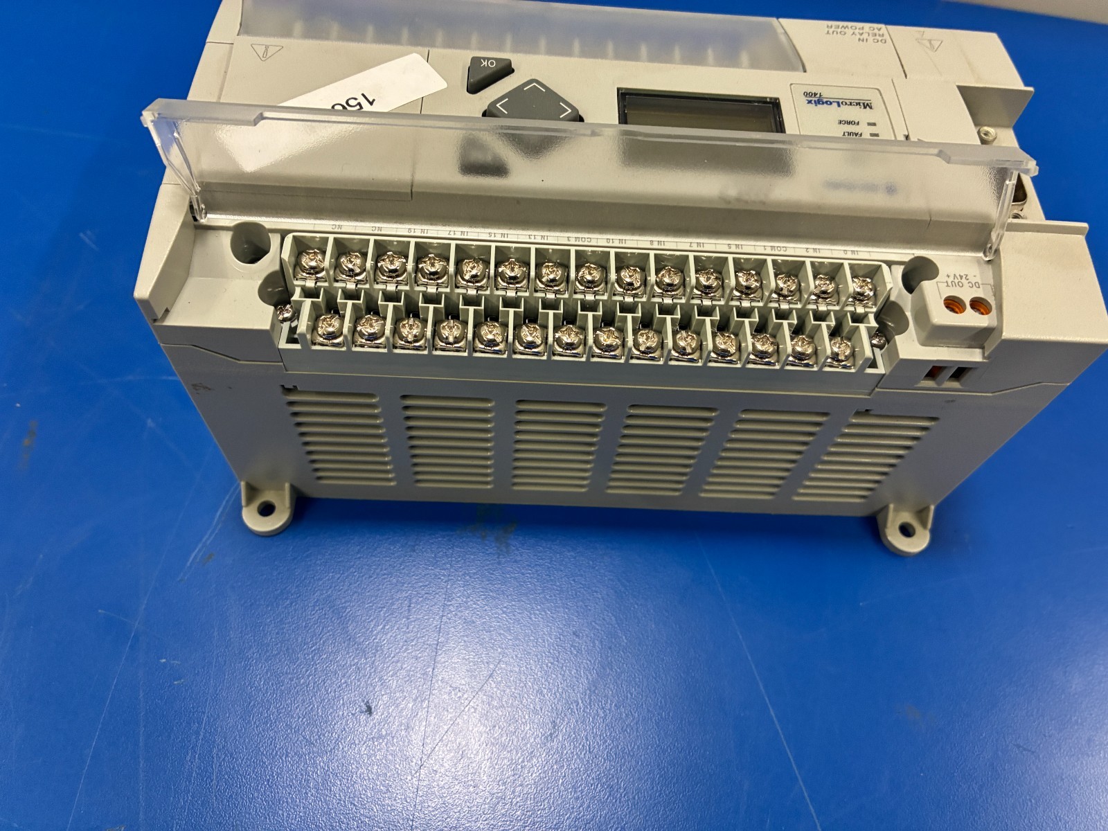 15601 Allen Bradley PN 70594 micrologic 1400 32 point controller cat: 1766-L32bw