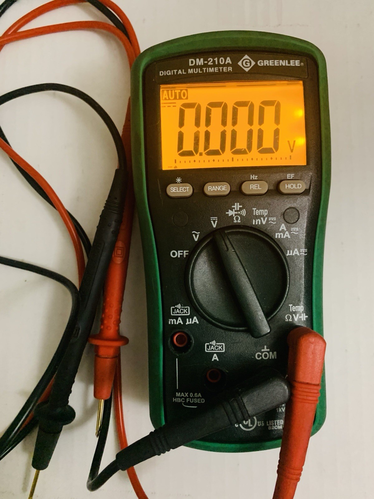 Greenlee DM-210A Digital Multimeter 6000 Count CAT III 600V Auto-Ranging w/Leads