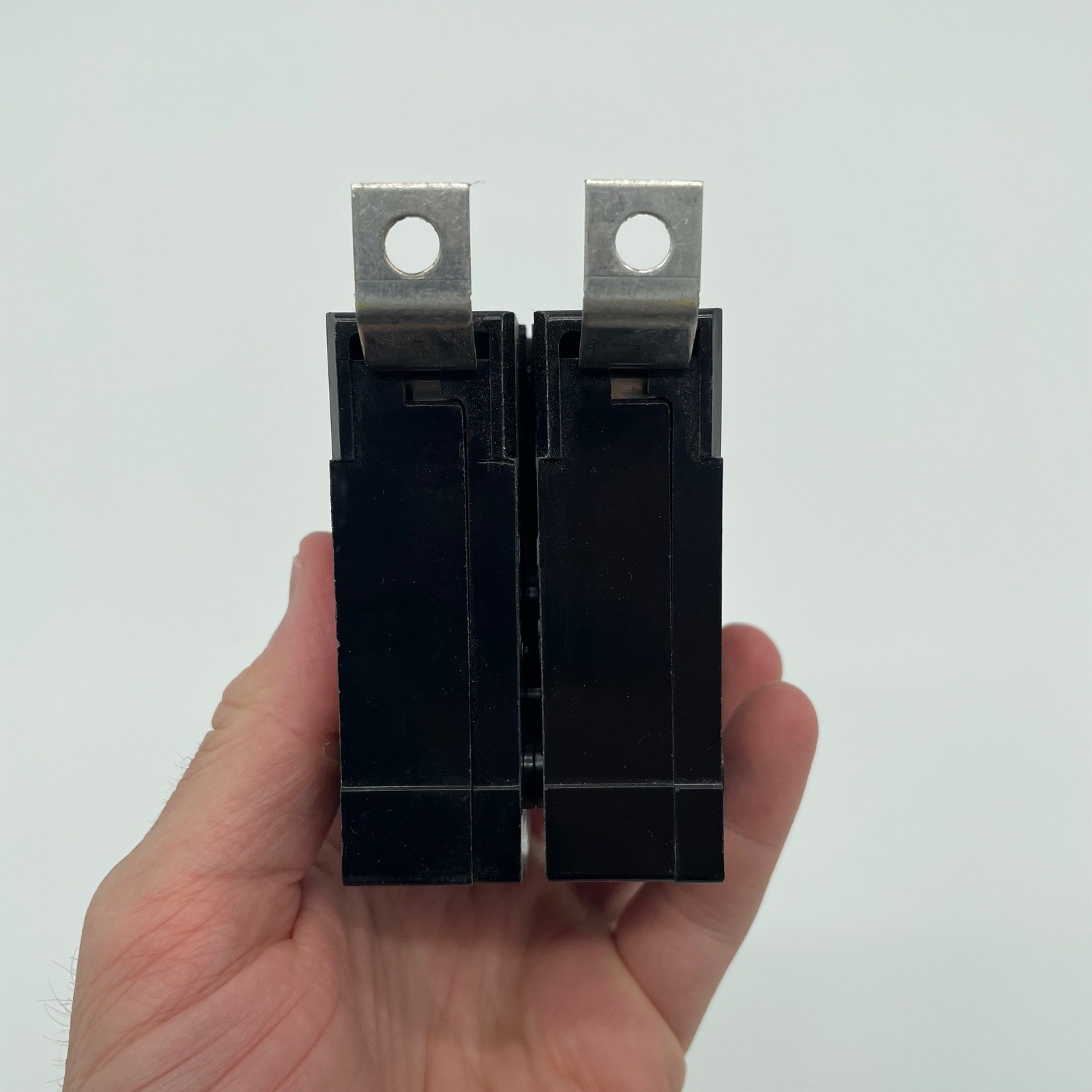 Challenger Type BA 30 Amp 2-Pole Circuit Breaker 120/240V 10k AIC Common Trip