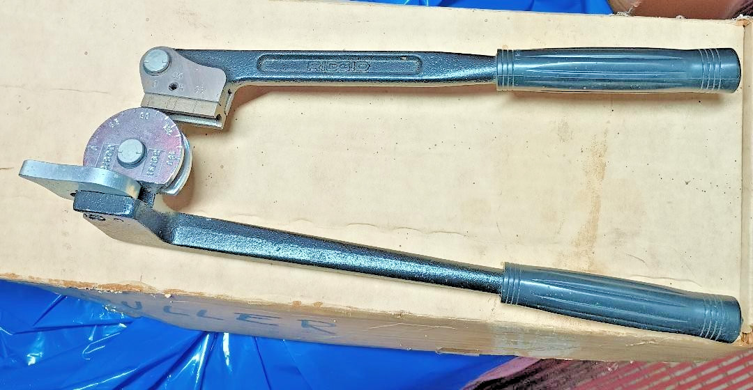 Ridgid Tube Pipe Bender 406 3/8 In OD, 13 In L R 15/16″ 90 to 180 Deg