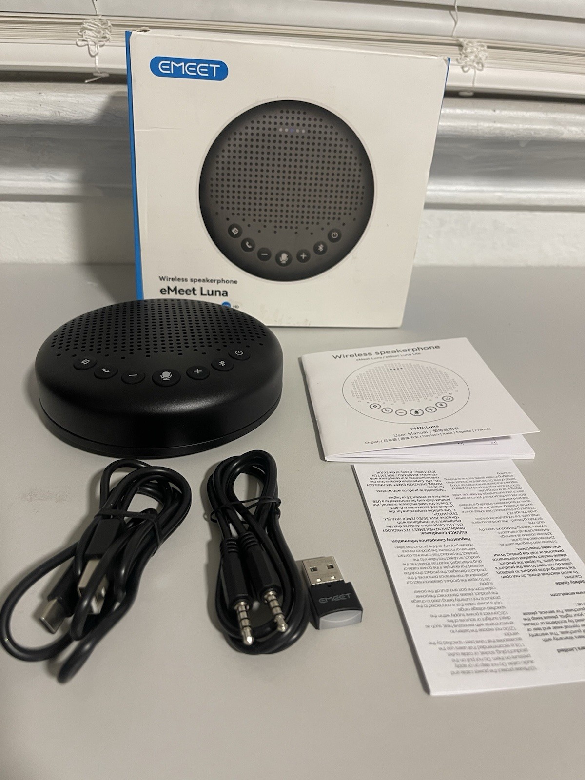EMEET OfficeCore Luna Plus Wireless Speakerphone for Audio Conferencing