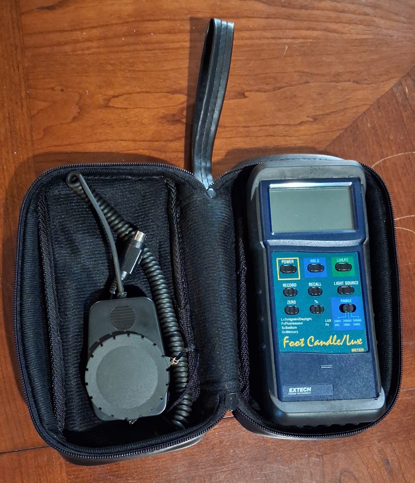 Extech 407026 Foot Candle/Lux Heavy Duty Light Meter