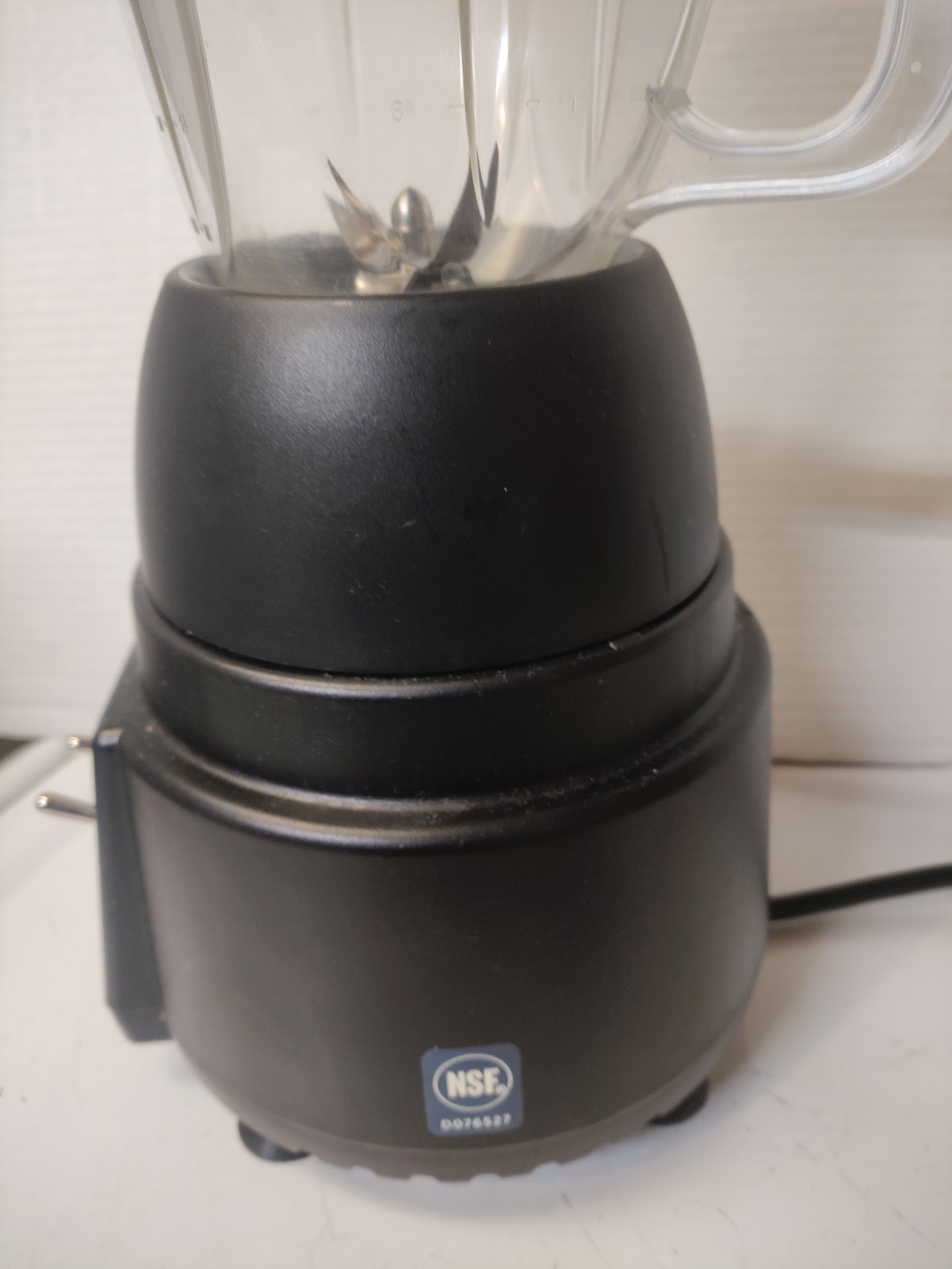 Waring Commercial NuBlend Blender 44oz BB165 Base Tested & Working Excellent