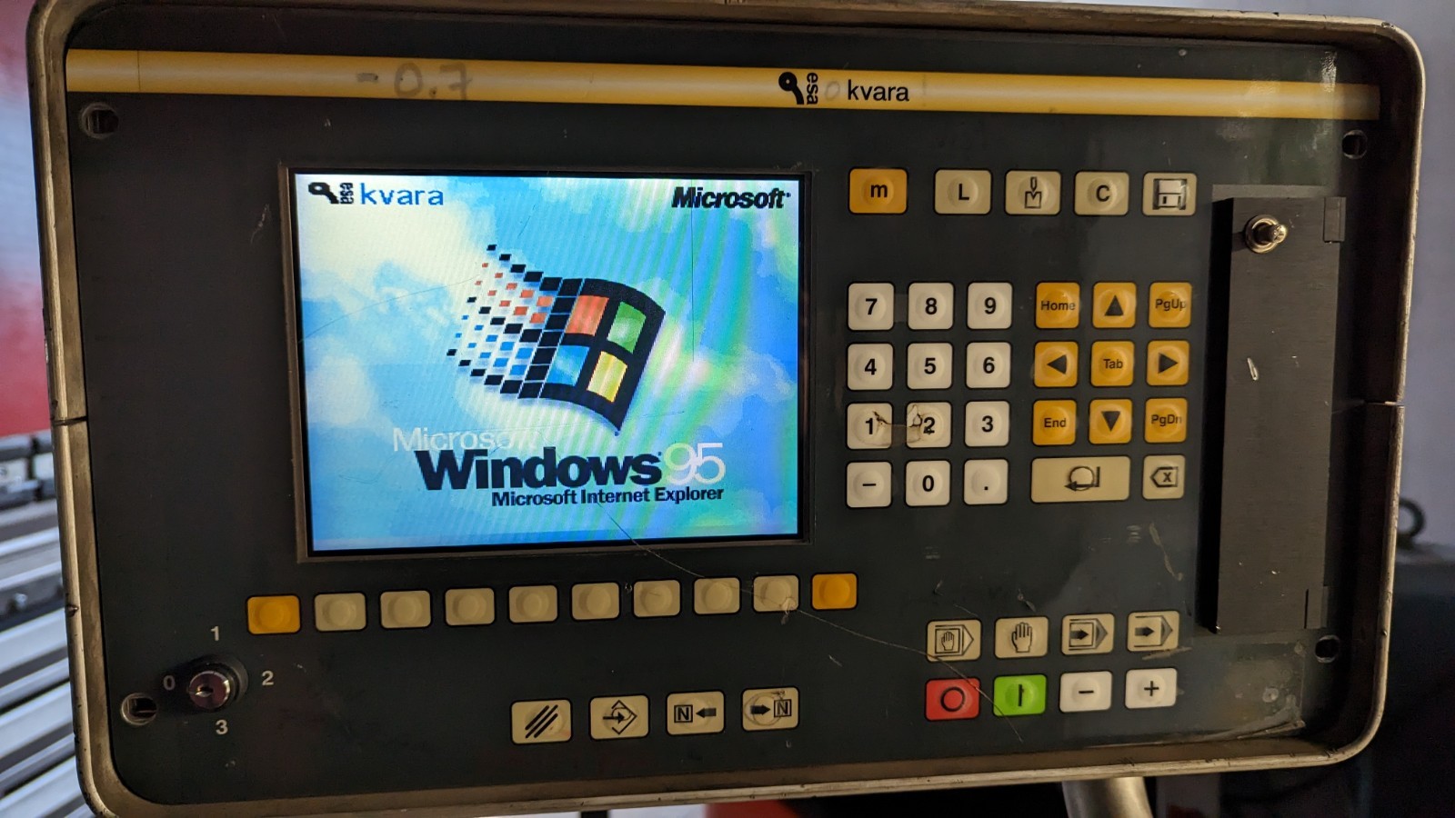 ESA Kvara CNC press brake controller