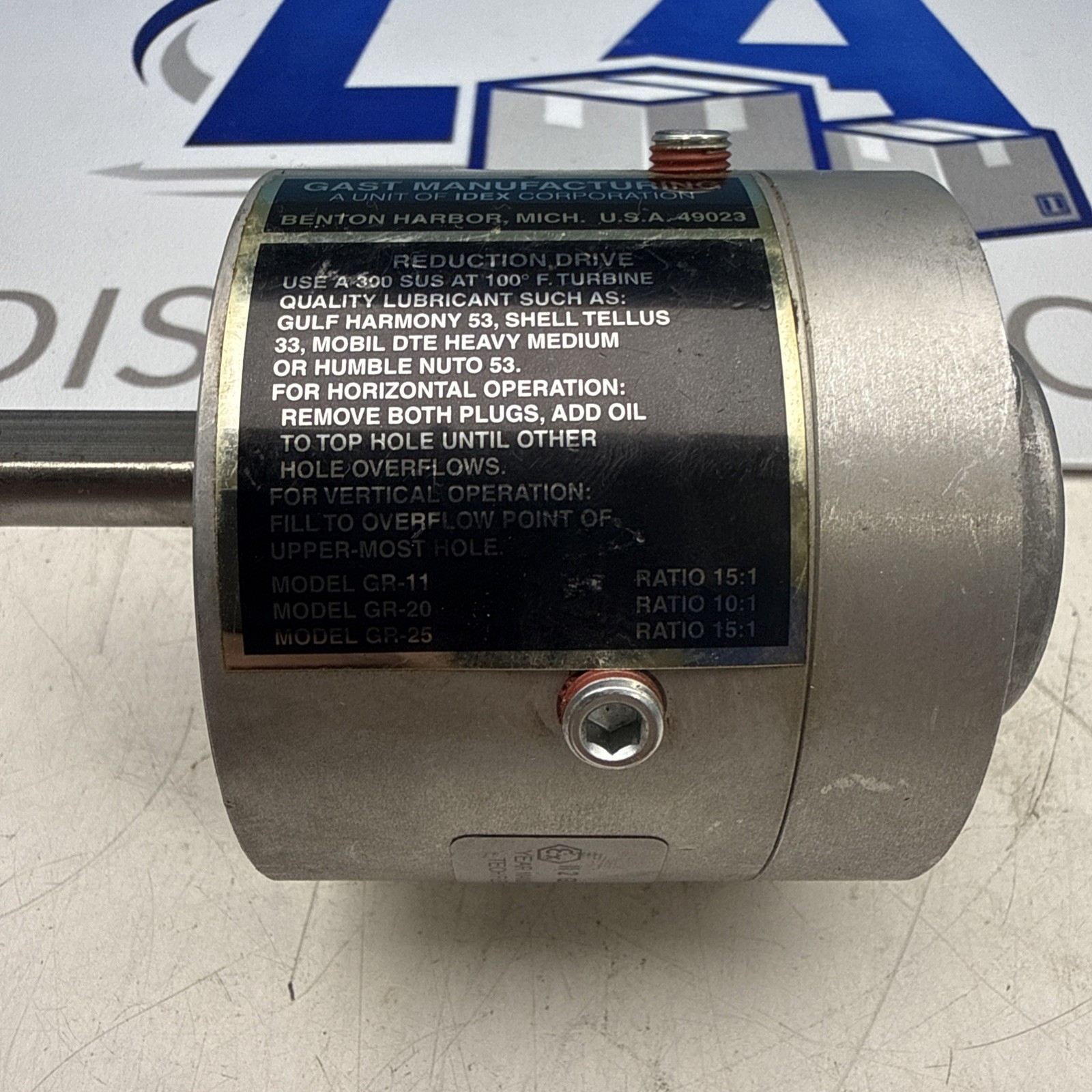 Gast 1UP-NRV-4-GR11 Air Gear Motor 15:1 .31 HP 21 CFM 400RPM 95 in-lb 5.6 Bar