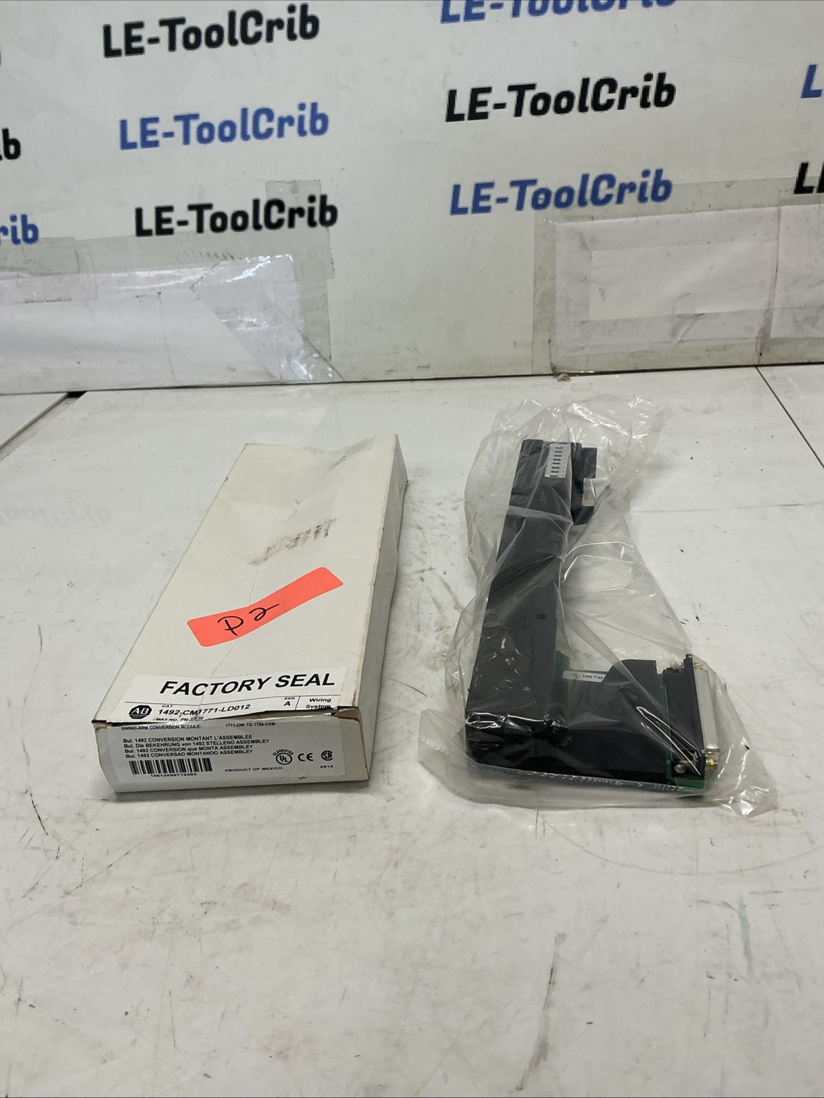 Allen Bradley Swing-arm Conversion Module 1492-CM1771-LD012 SER. A Y-974
