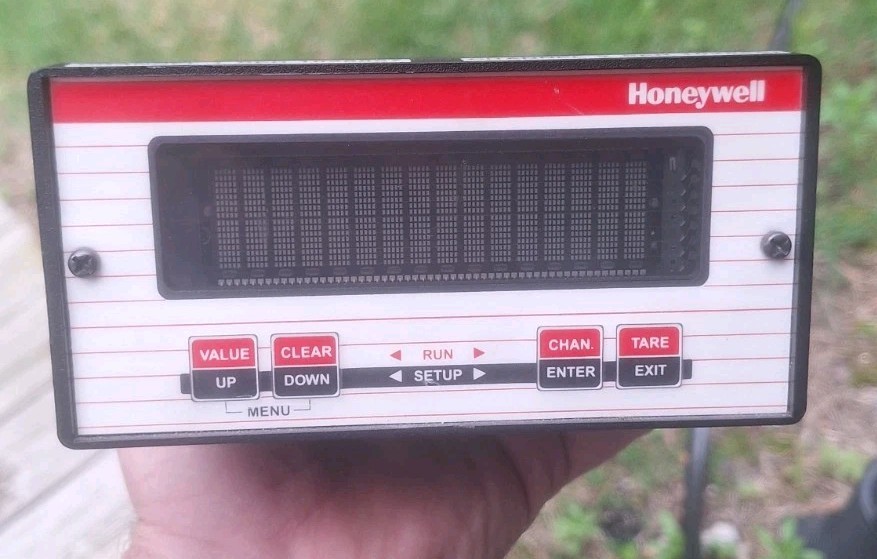 Honeywell Sensotec SC2000, 060-F508-02 Strain Gage Signal Conditioner transducer