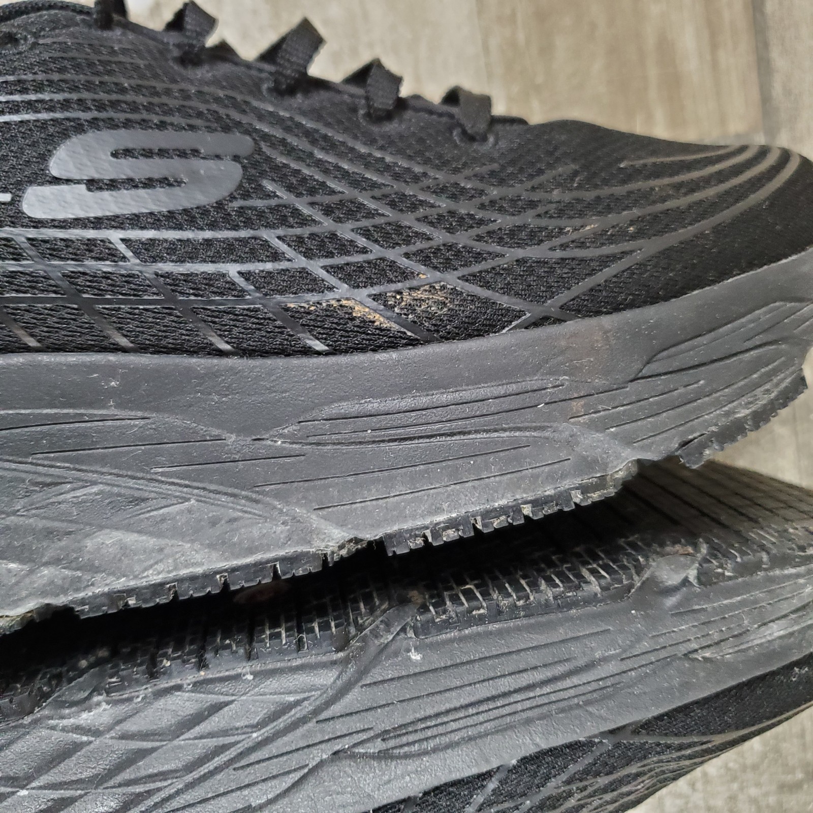 Skechers Max Cushioning Elite Women Work Shoes Sz 10 Black Lace-Up Sneakers