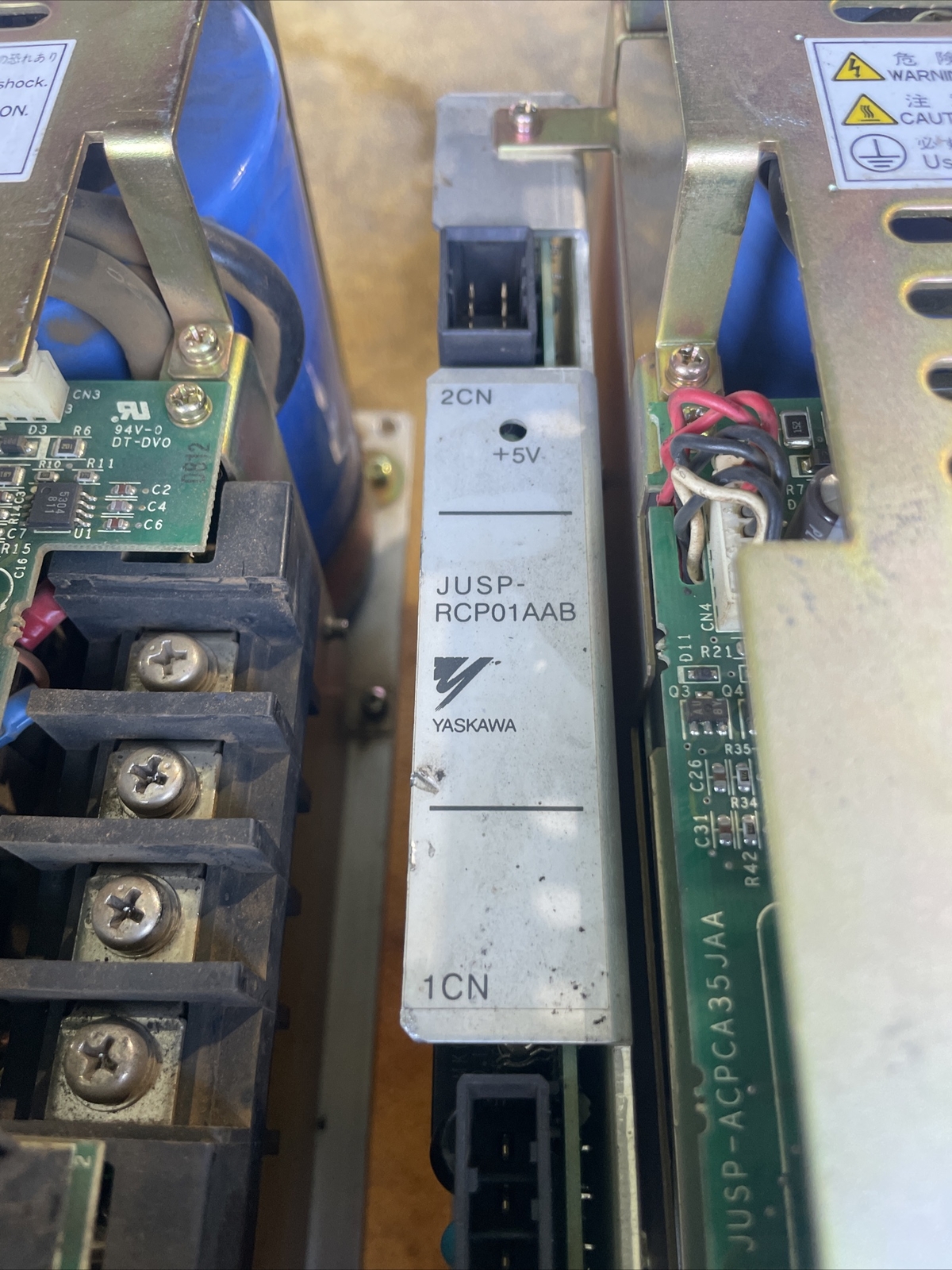 YASKAWA JUSP-ACP25JAA With JUSP-RCP01AAB or JUSP-RCP01AAD Servo Drive Controller