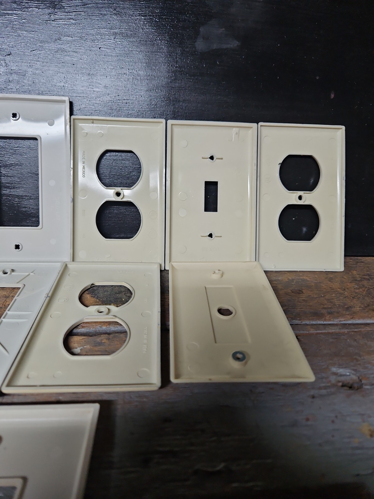 pass and seymour legrand Assorted Wall Plates
