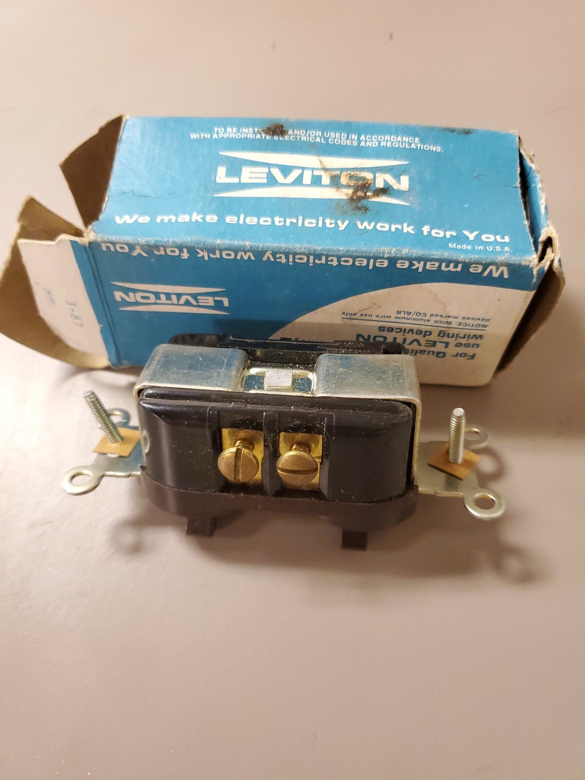 Leviton Switch Toggle 1256-I 15A 120/277 V