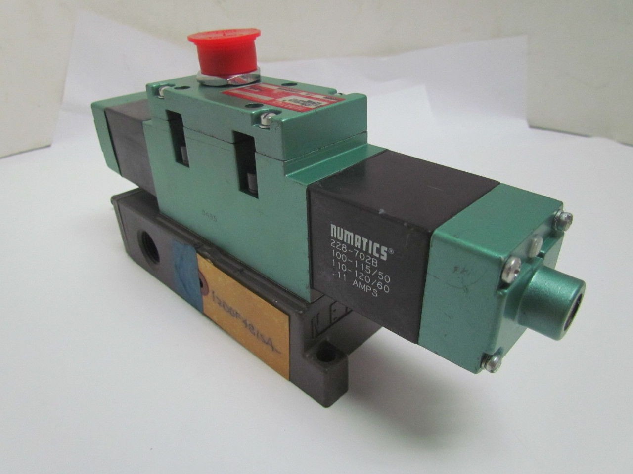 Numatics A12SS43AS A12SS400S Solenoid Valve W/Manifold 120V .12Amps