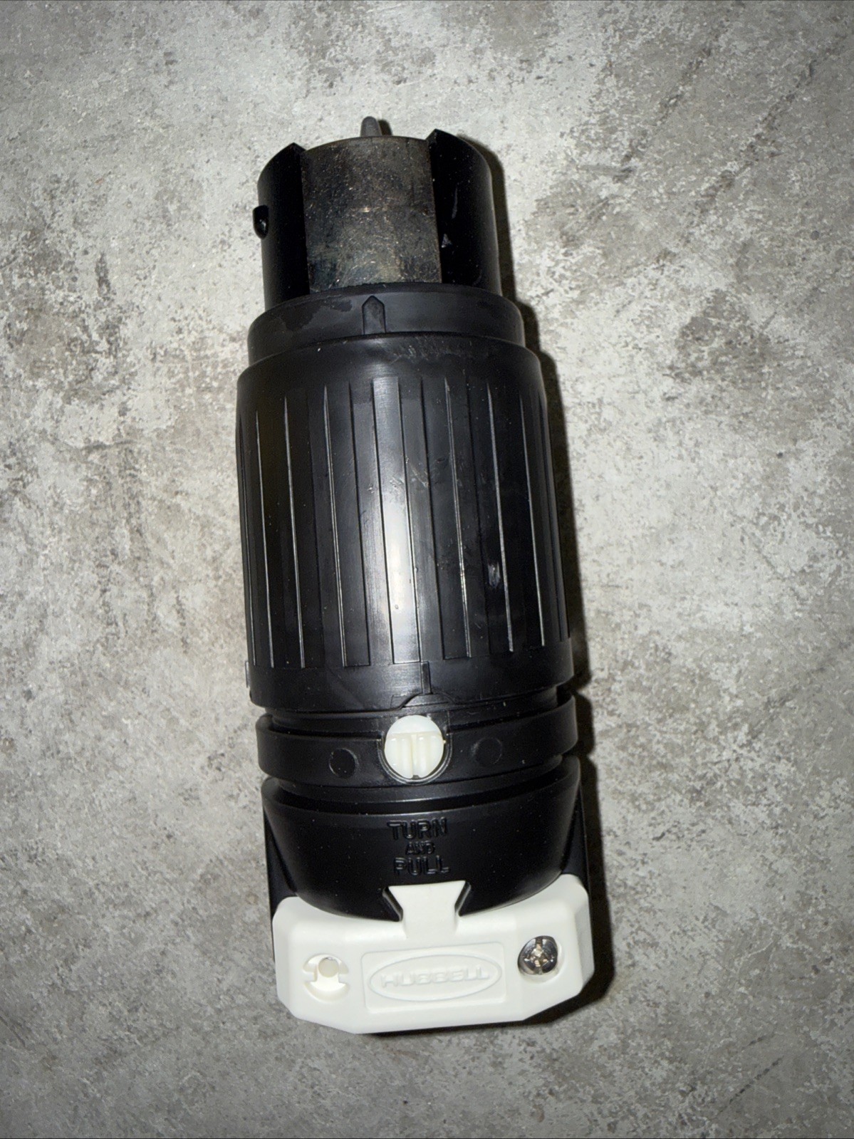 Hubbell Connector Insulgrip Twist-Lock CS8164C 50A 480V 3 Pole