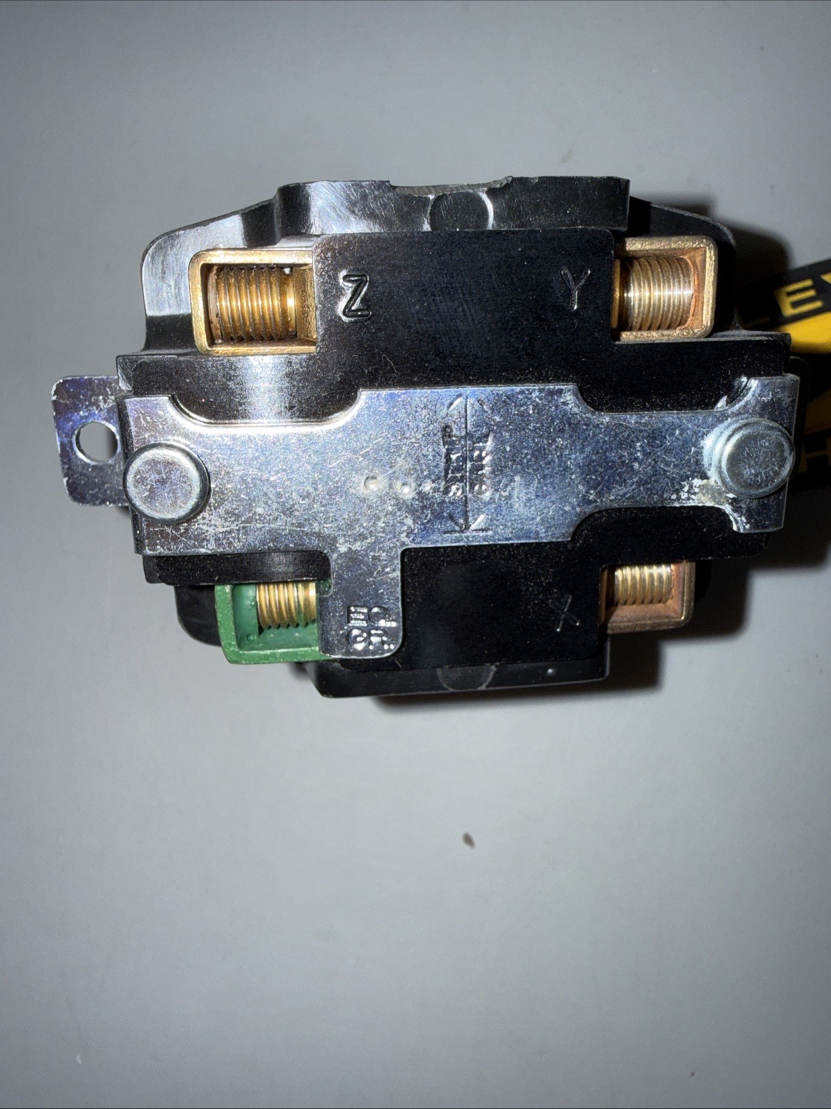 Hubbell CS8369 50A 250V 3 Phase Twist Lock Receptacle 3 Pole 4 Wire Grounding