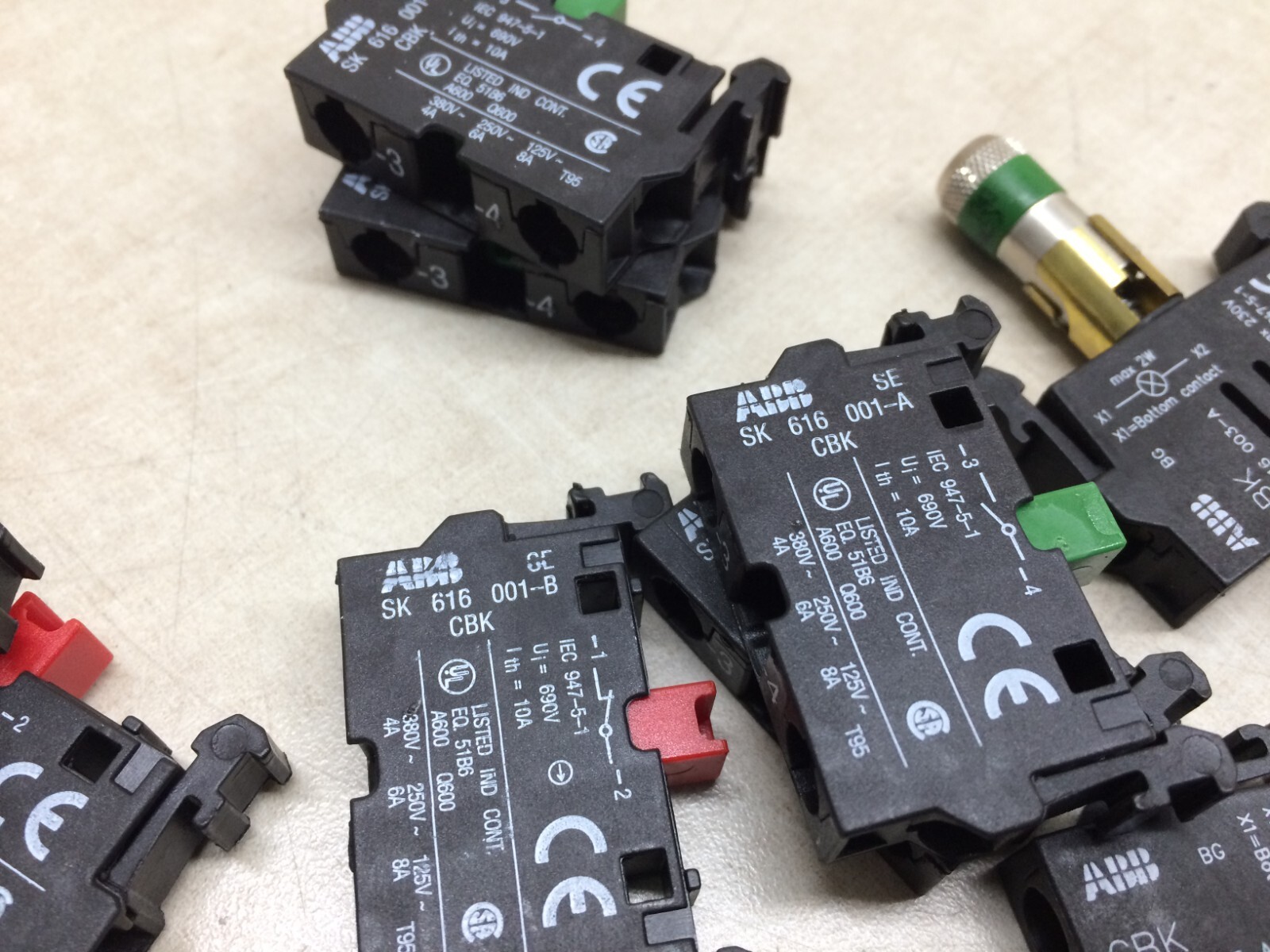 Lot of 11 ABB Contact Blocks 616 001-B 616 001-A 003-A