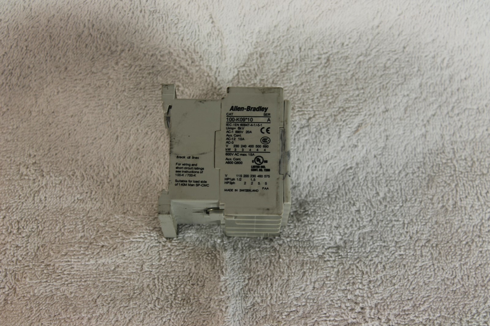 Allen Bradley 100-K09*10 relay, 24VDC coil, 10A, 3 pole with aux pole