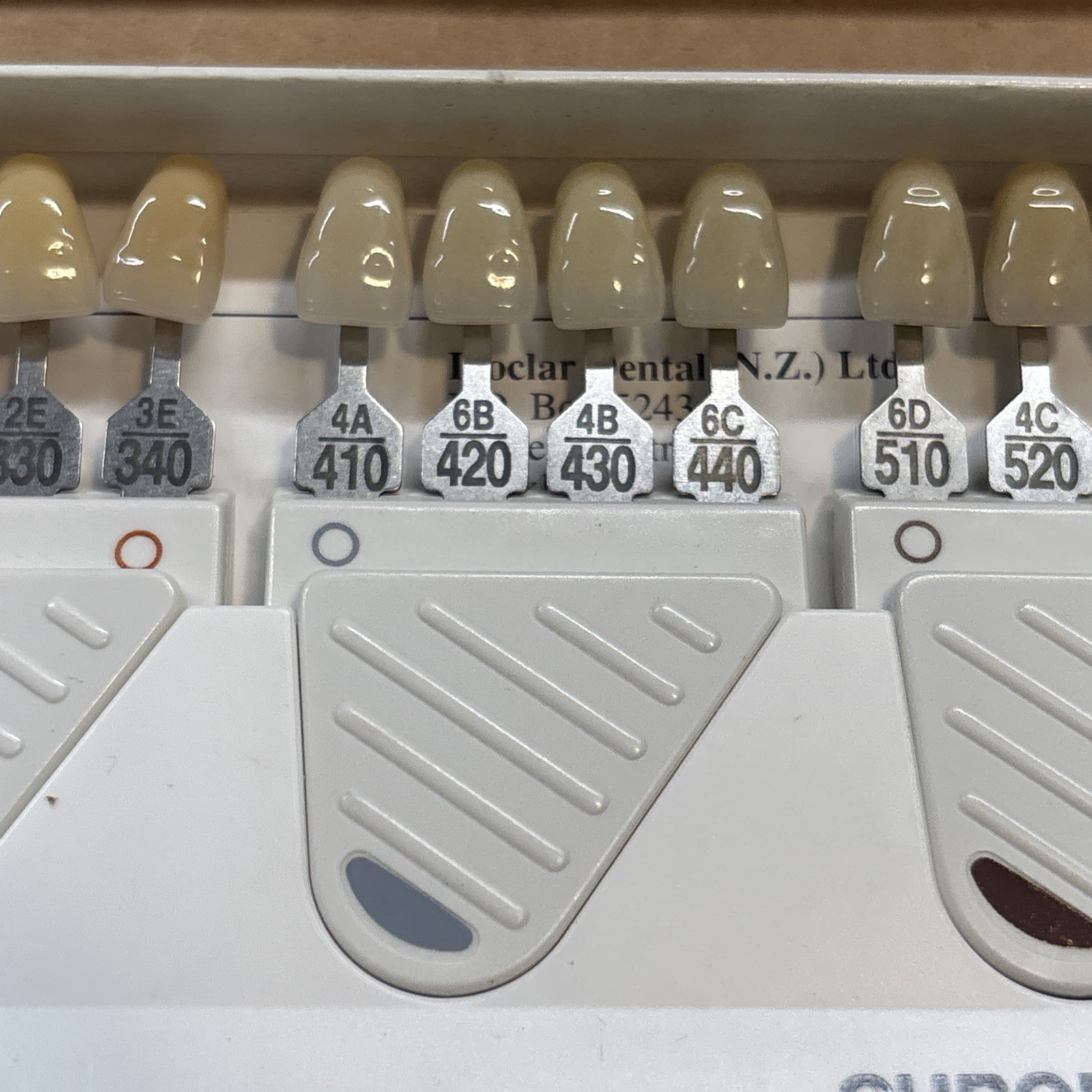 Ivoclar Vivadent Chromascop Tooth Shade Guide Dental