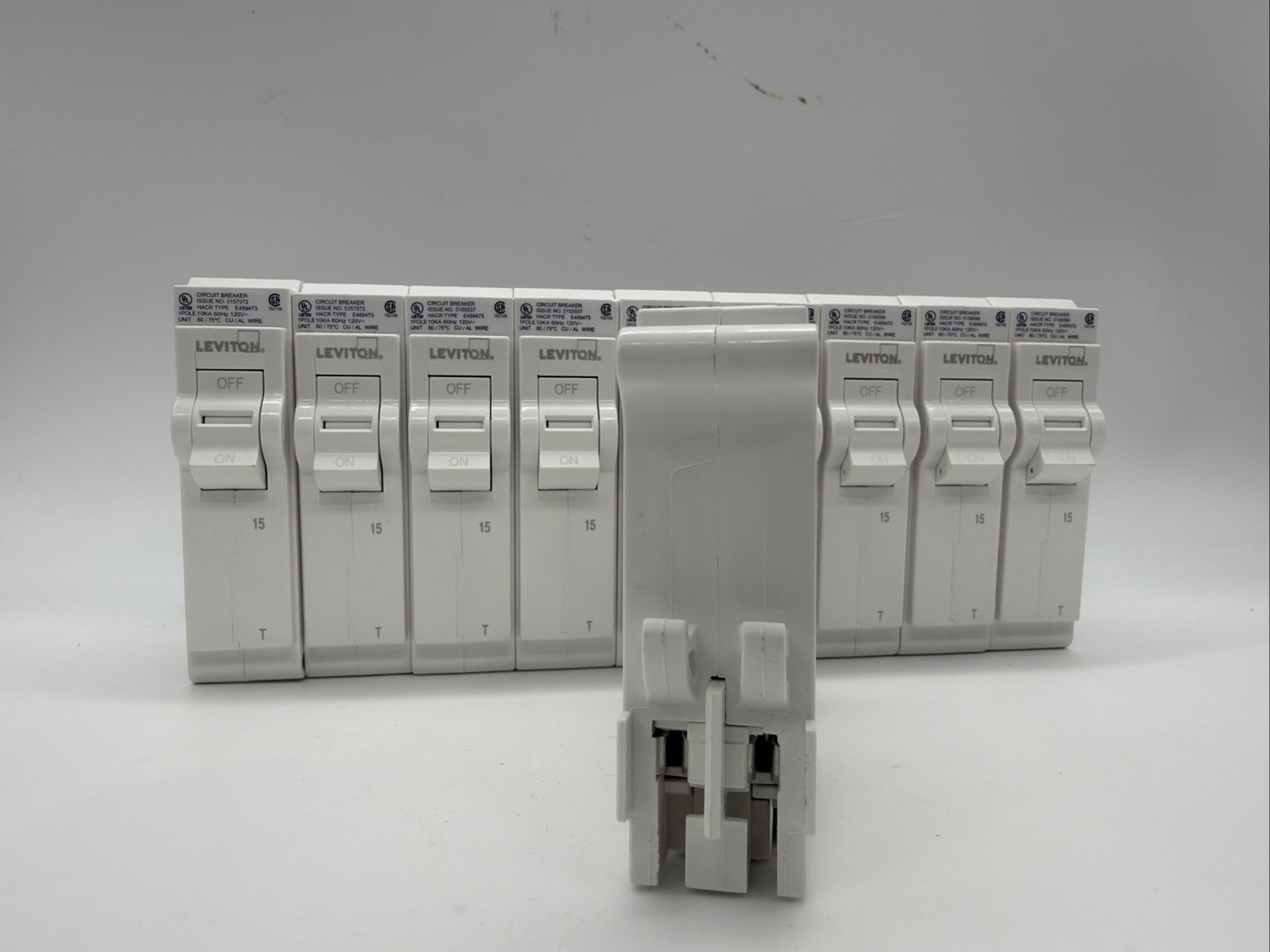 10 pcs LB115-T Leviton Standard 1-Pole 20A 120V Thermal Magnetic Circuit Breaker