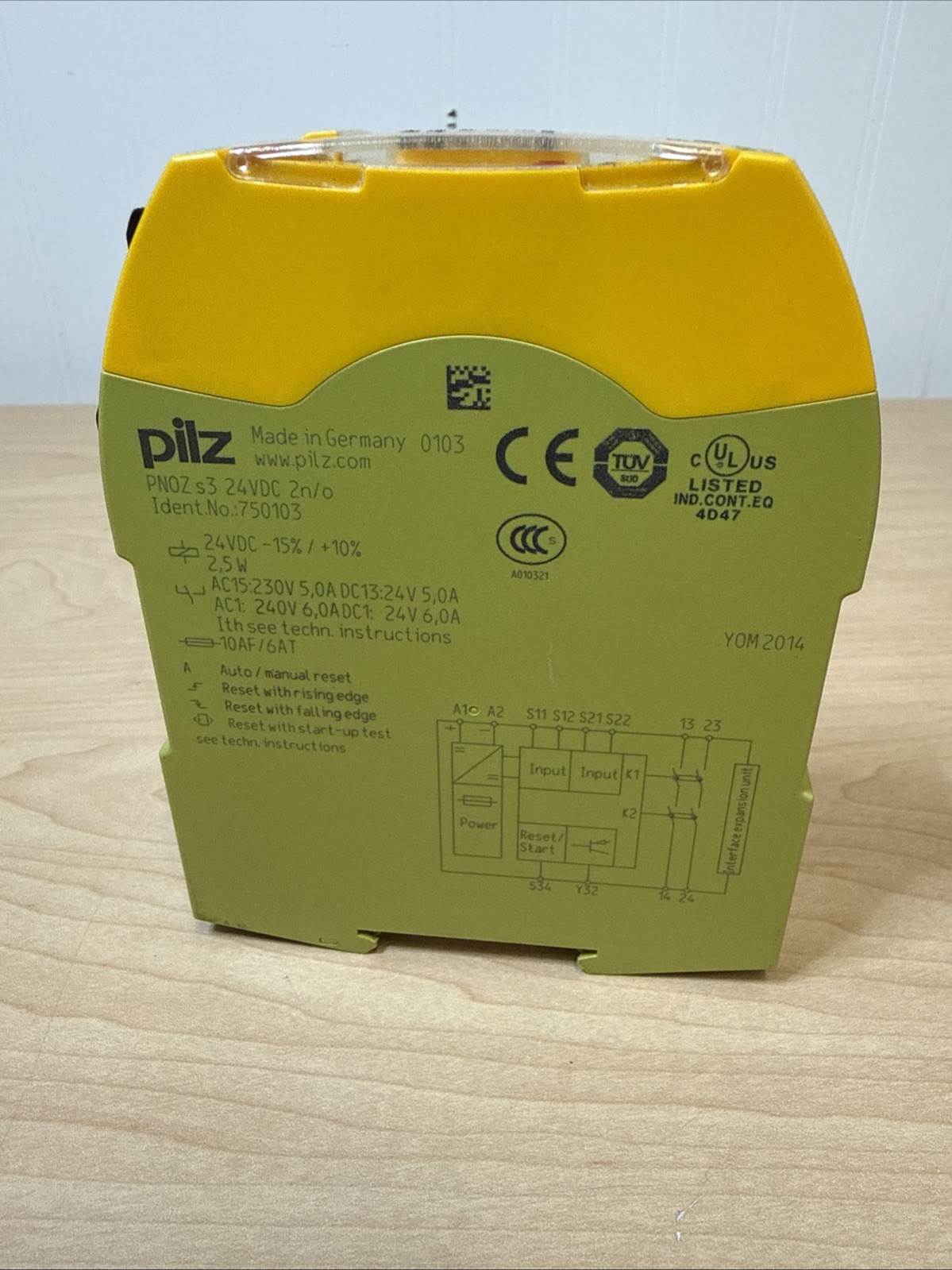 PILZ 750103 PNOZ s3 24VDC Safety Relay – Missing Port(s)