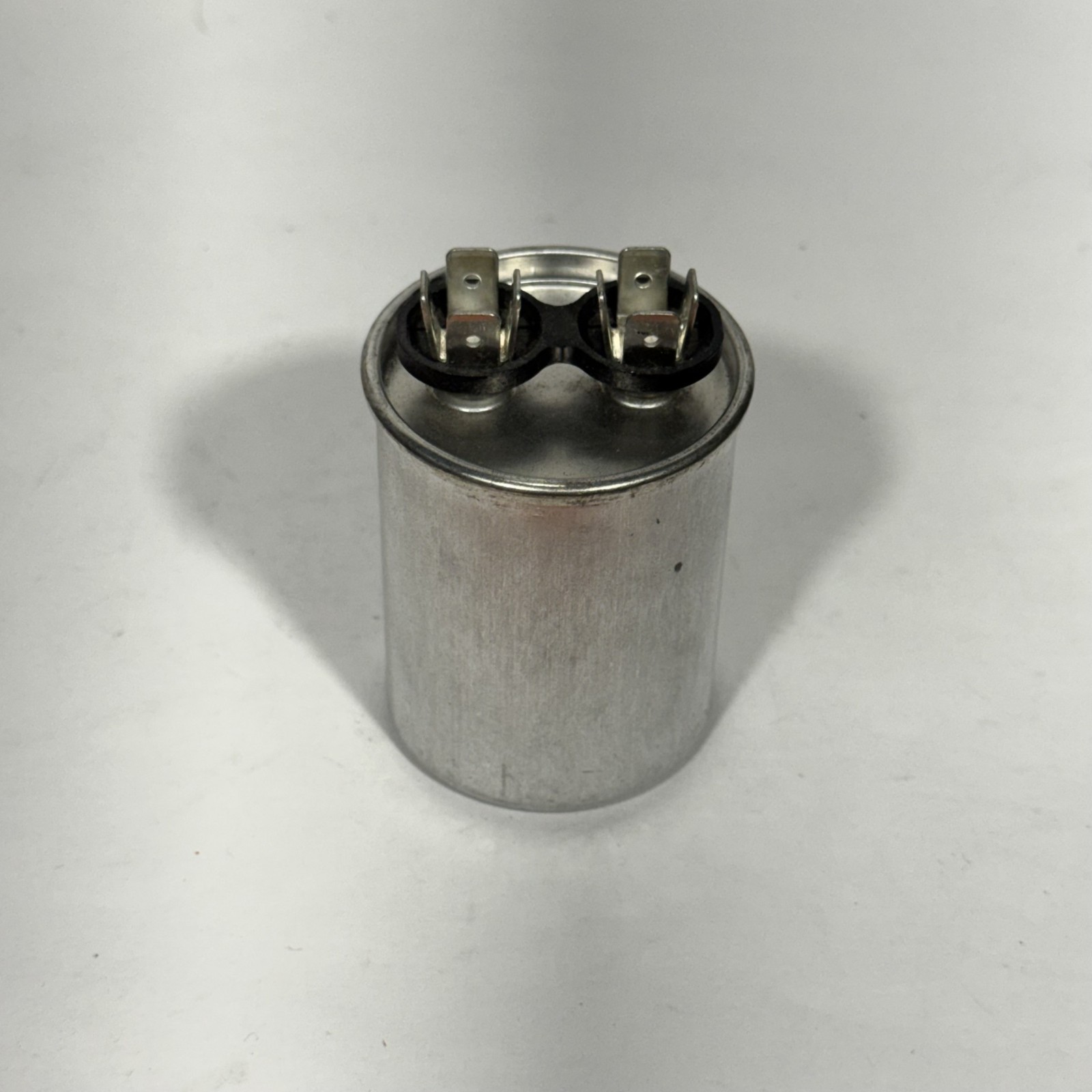 Motor run capacitors 15.0MFD 370VAC 50/60Hz