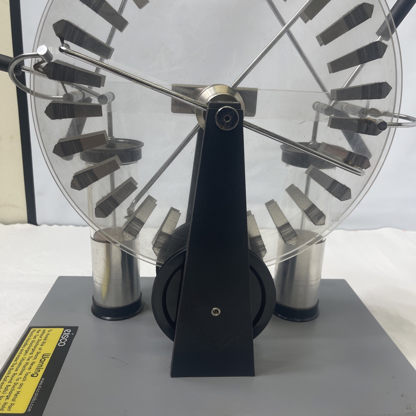 Premium Wimshurst Generator – 15″ – Up to 75,000 Volts – Eisco Labs