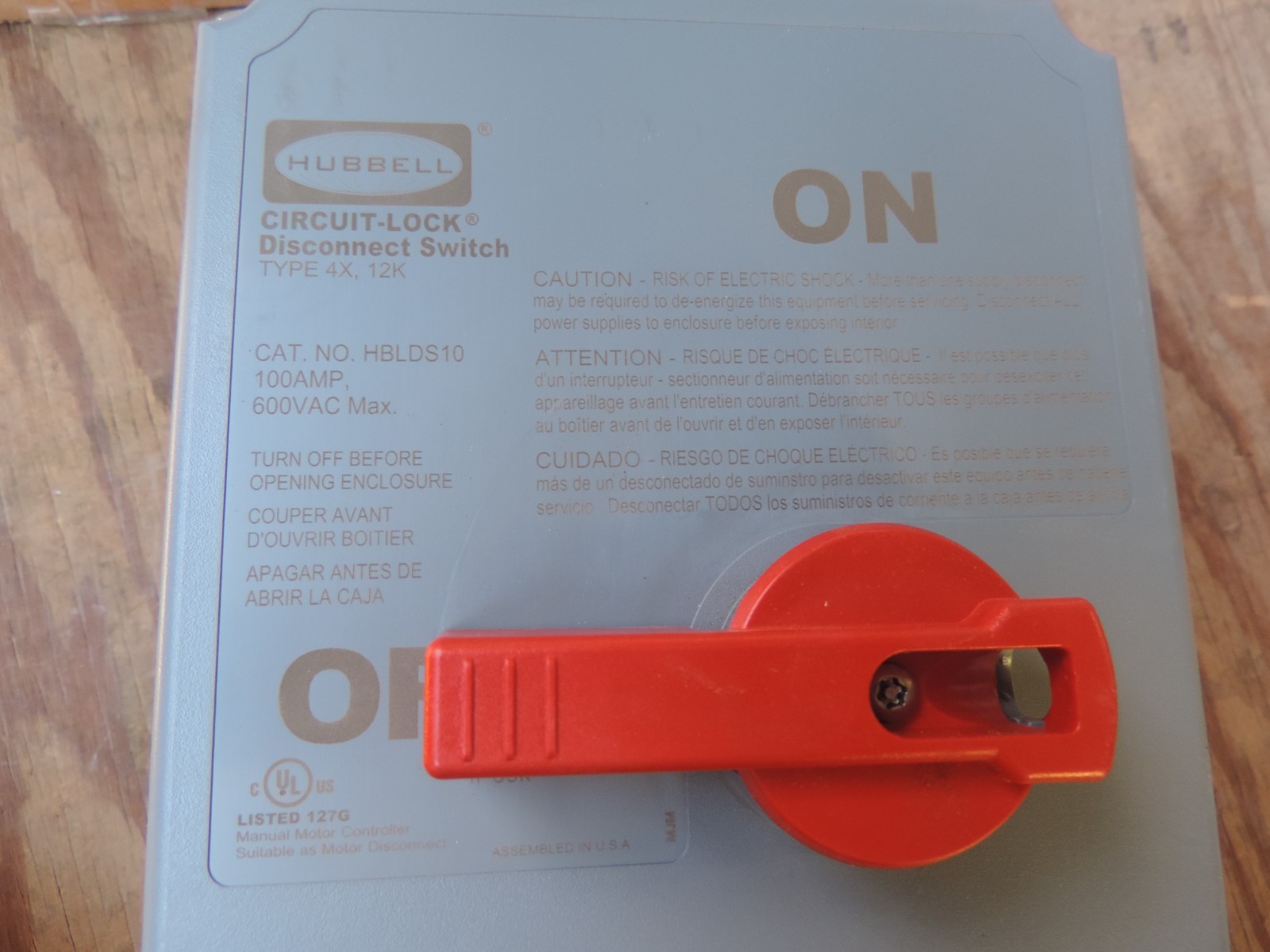 Hubbell HBLDS10 Disconnect Switch 100A 600VAC Type 4X, 12