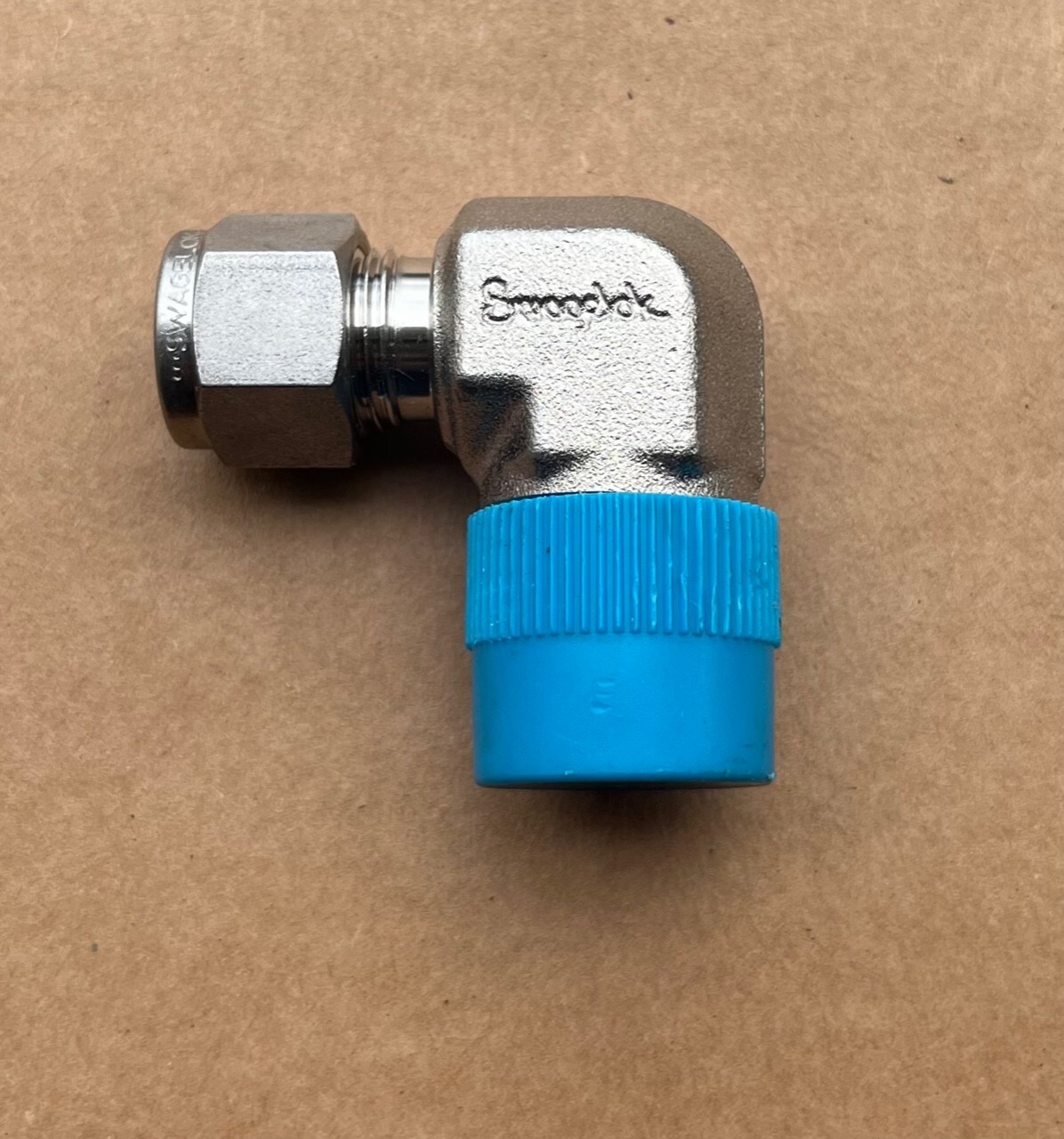 Swagelok 3/8″ X 1/2″ Stainless Steel Elbow SS-600-2-8 Several Available New