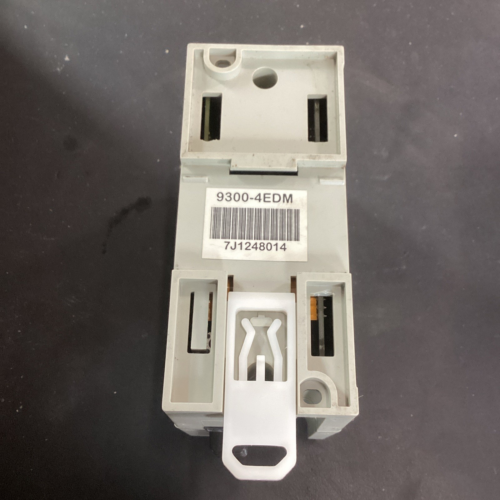 9300-4EDM ALLEN BRADLEY 4-PORT ETHERNET DIAGNOSTIC MODULE Used