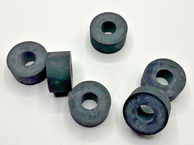 Rubber Washer/ Spacer/ Body Mount 1-3/8″ OD x 9/16″ ID x 3/4″ Thick (6 Pieces)