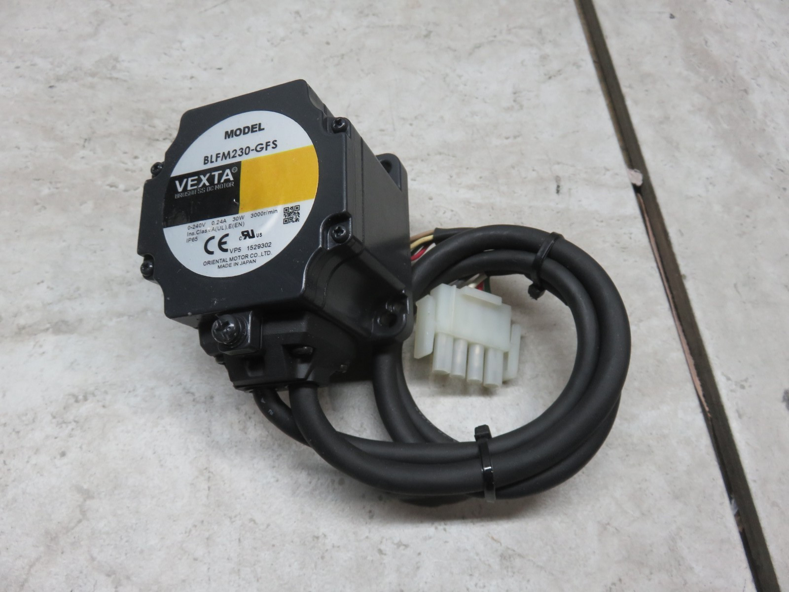 BRAND NEW VEXTA Oriental Stepper Motor BLFM230-GFS