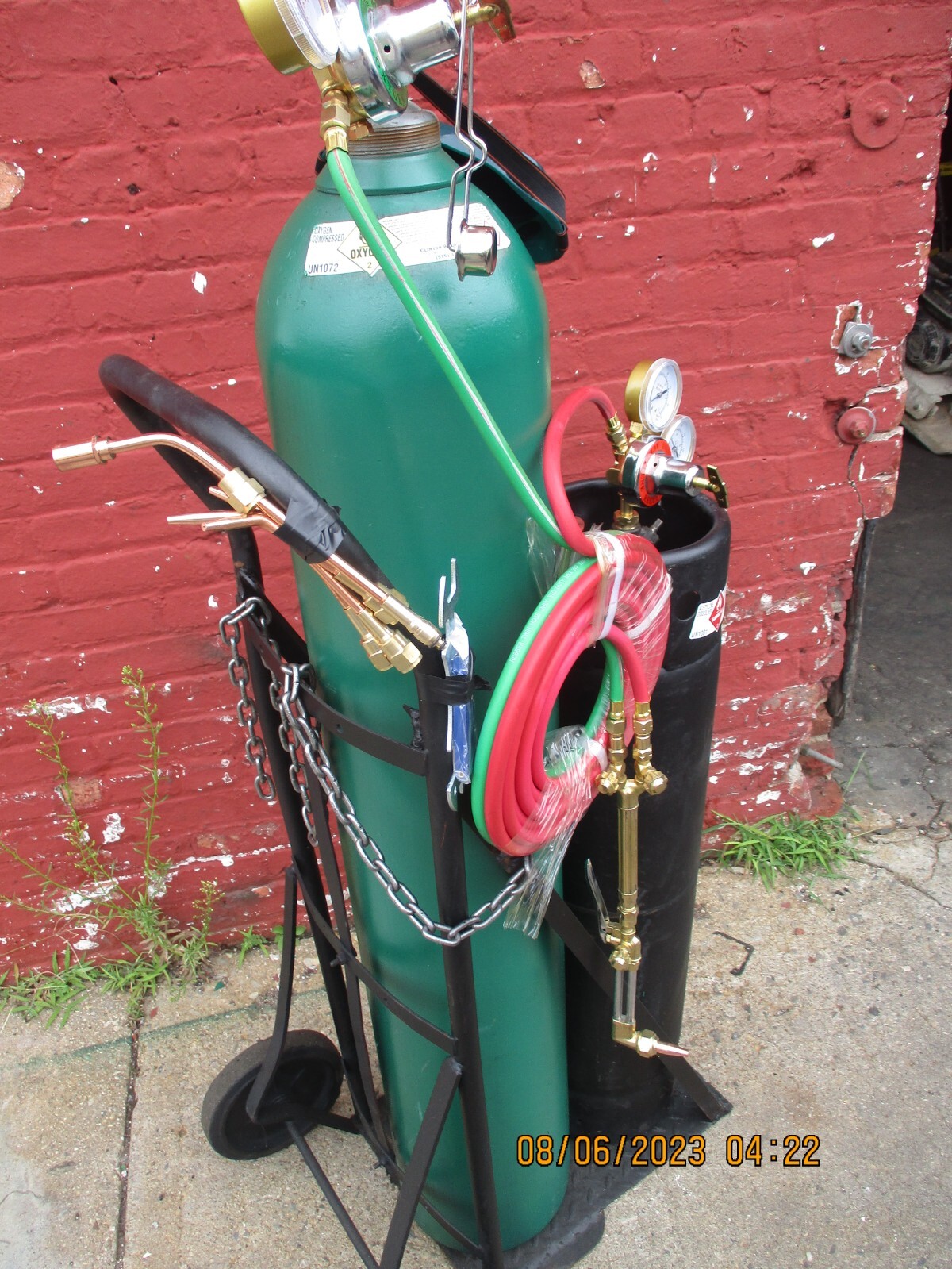 WELDING/CUTTING SET LARGE OXYGEN & ACETYLENE TANKS-CART-TORCH-GAUGES HOSE