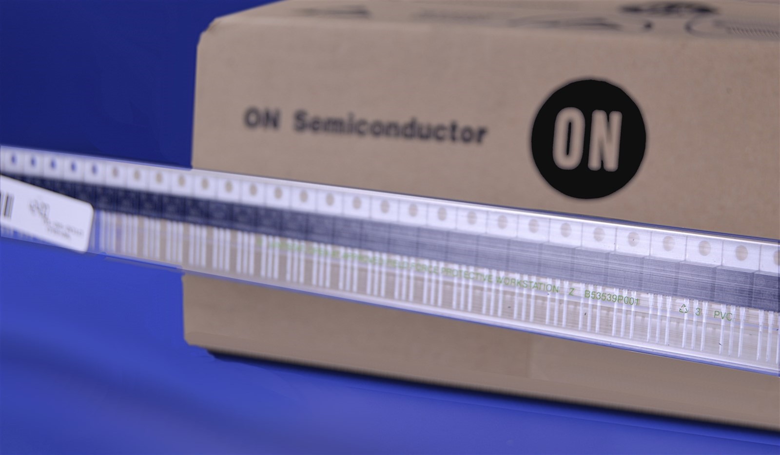 50 On Semiconductor LM7805 Linear Voltage Regulators 5V 2.2A High-End Device