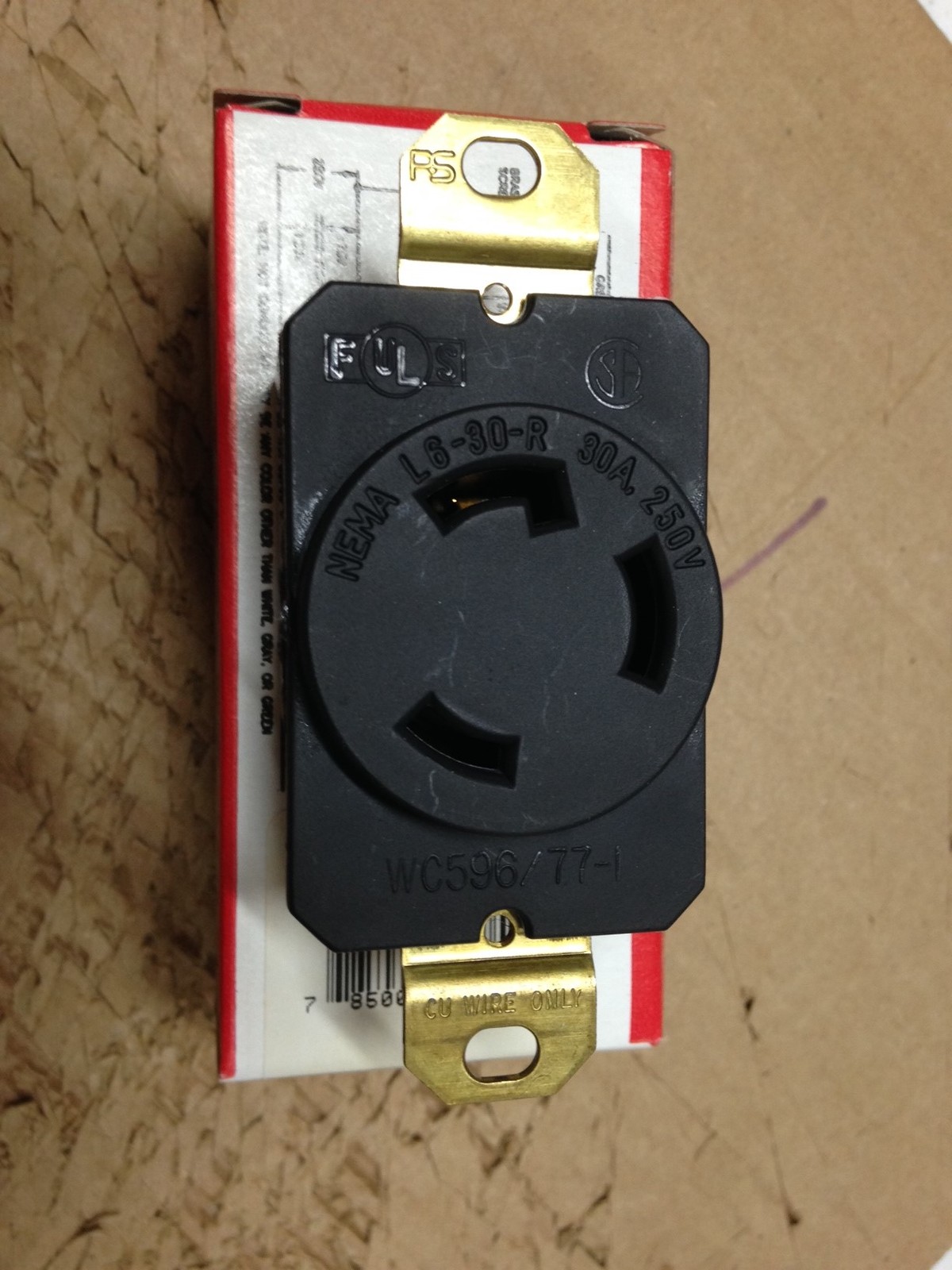 Pass & Seymour locking receptacle L6-30R MADE IN U.S.A. 30 amp 250V twist lock