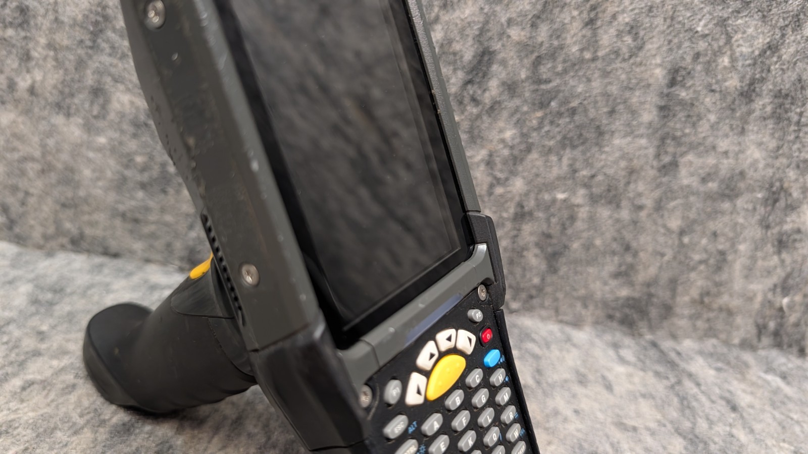 Zebra MC93XX MC930P-GSFEG4NA 29-Key 4.3in Barcode Android Mobile