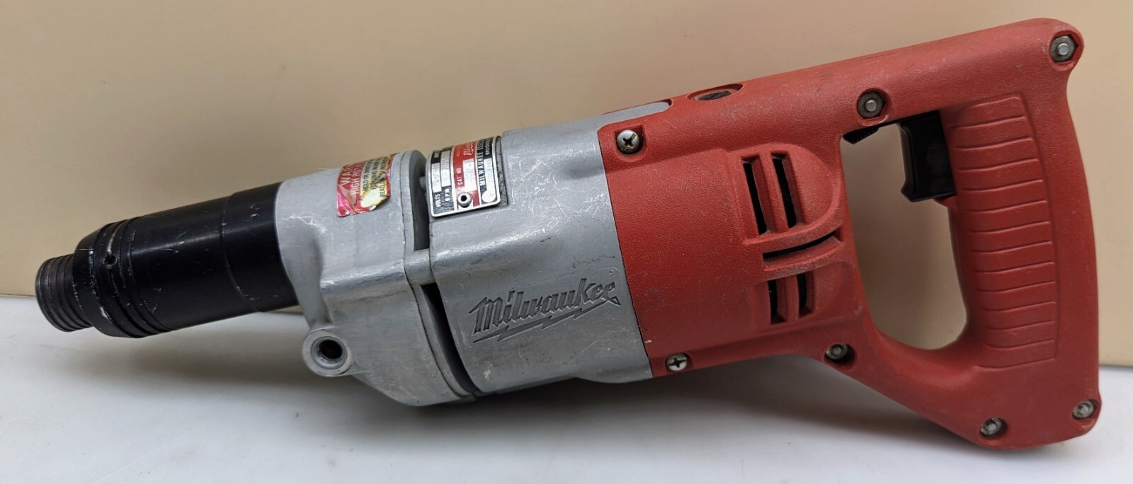 Milwaukee Heavy Duty Screwshooter Cat No 6627-1 0-750 RPM 120V/AC 6 Amps