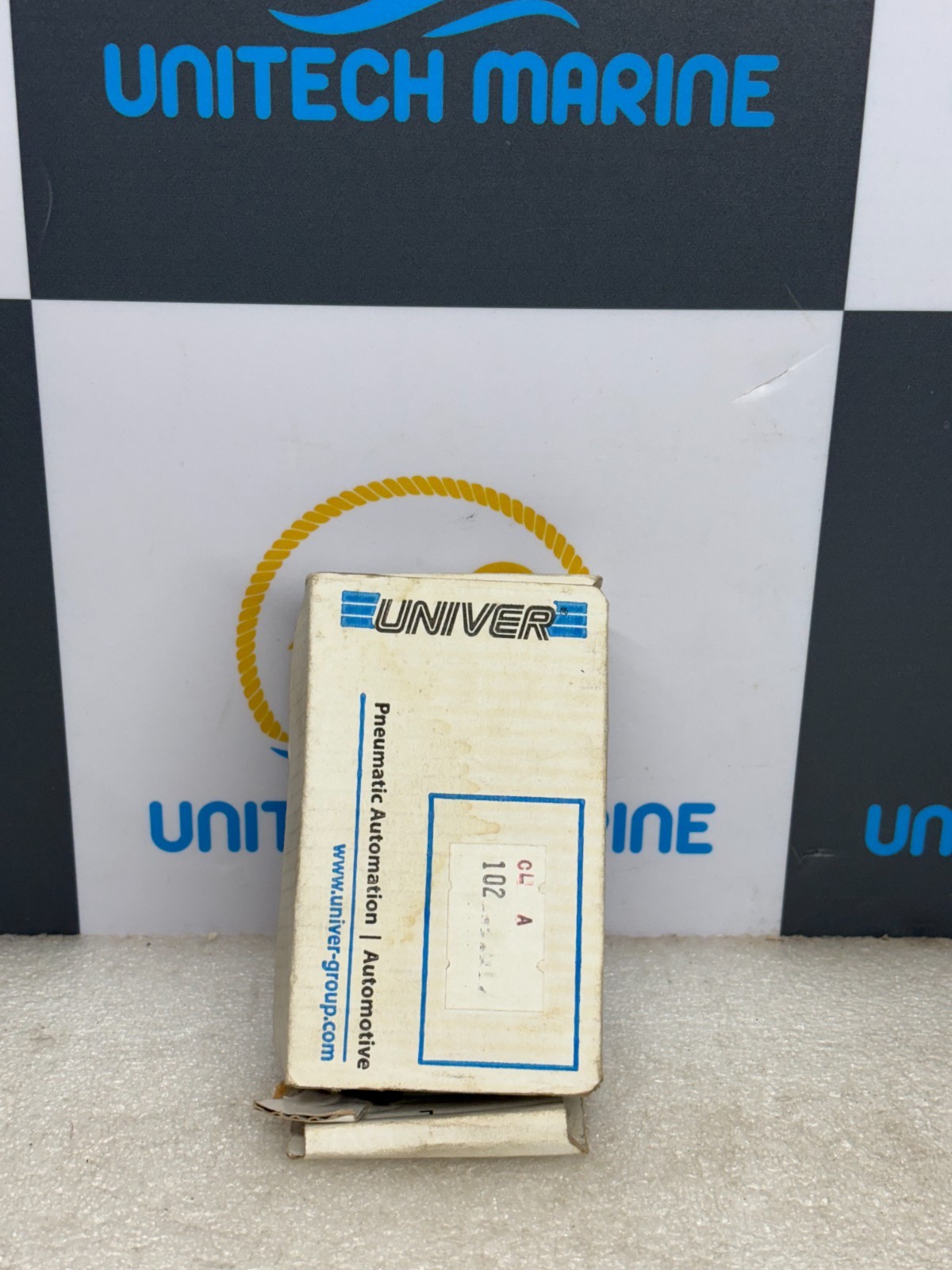 Univer CL-102A mechanical pneumatic valve