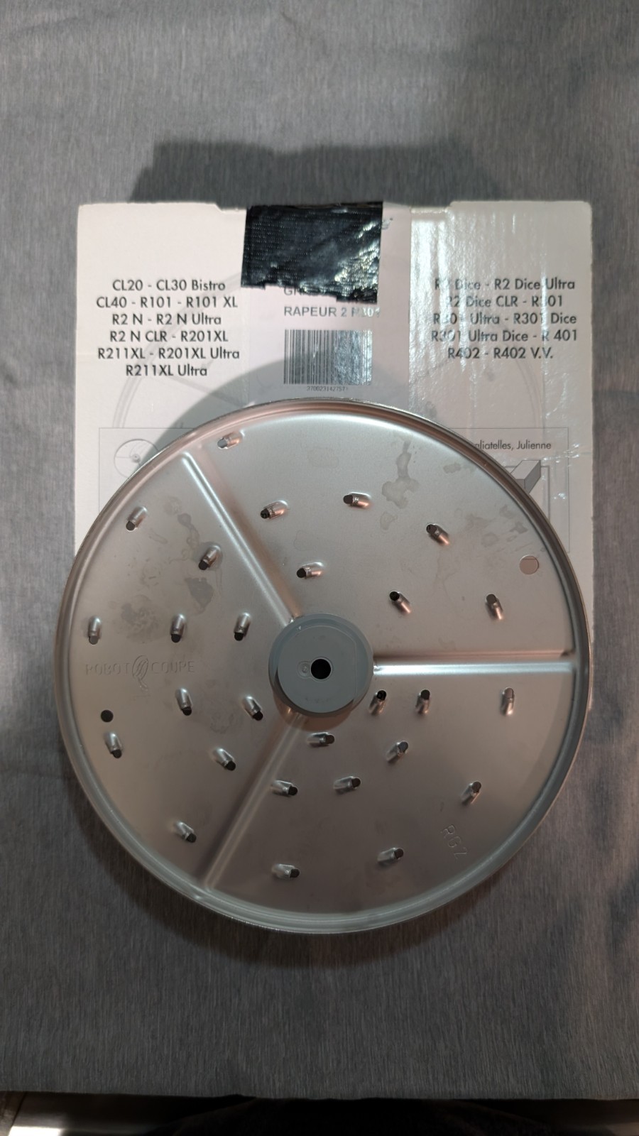 Robot Coupe – 27577 – 2 mm (5/64 in) Medium Grating Disc (No. R209)