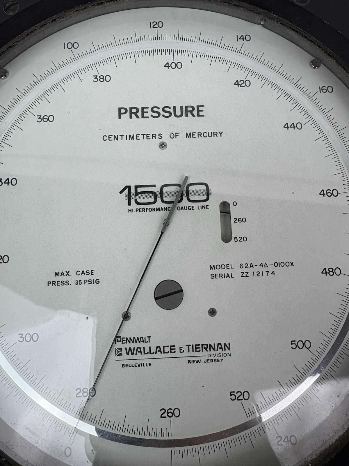 Wallace & Tiernan / Pennwalt Model 62A-4A-0100X SER Absolute Pressure Gauge