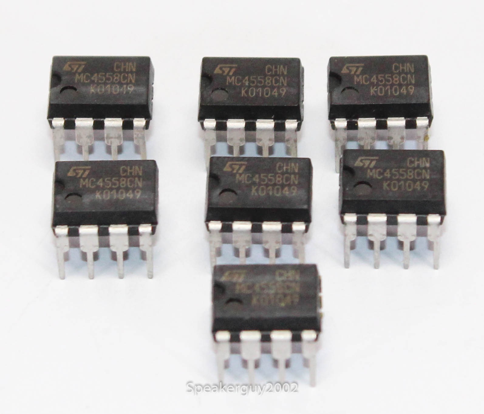 7 Pieces – ST MC4558CN DIP-8 Integrated Circuit – IC