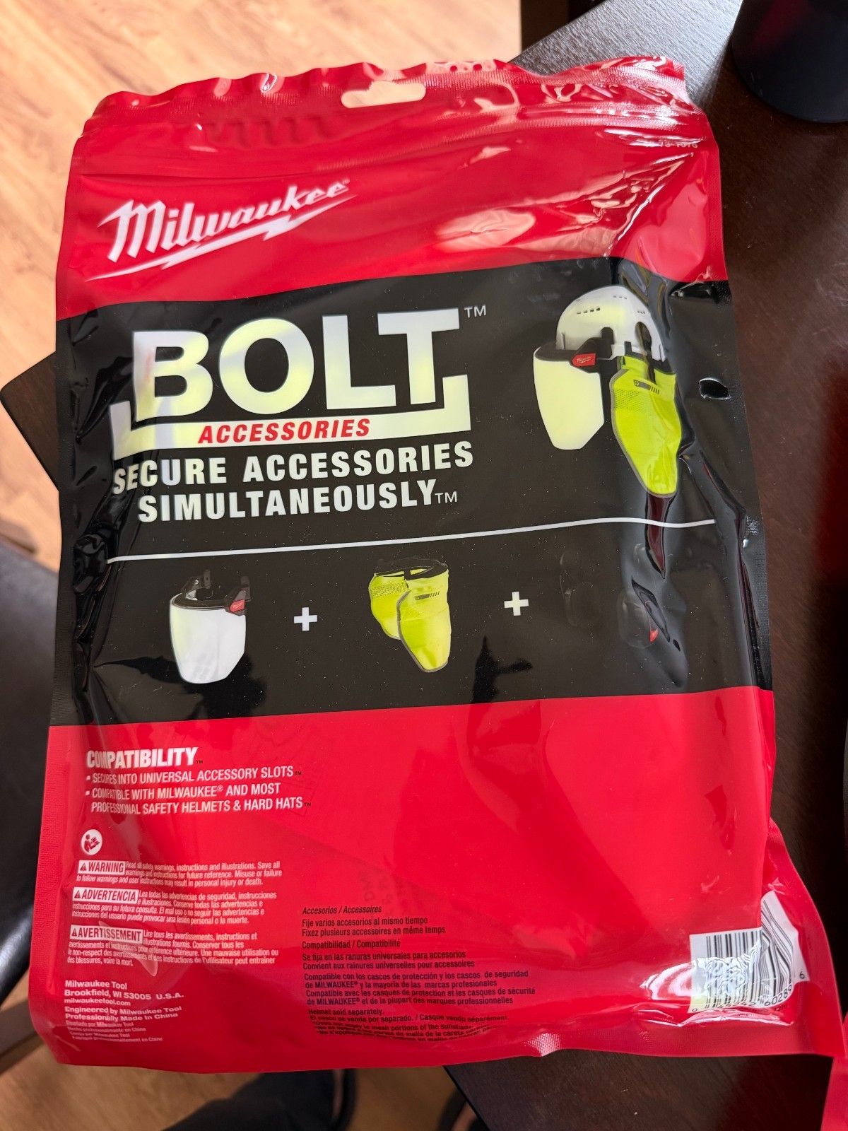 Milwaukee 360° UV Protection Everyday Wear UPF 50+ Bolt Accessories