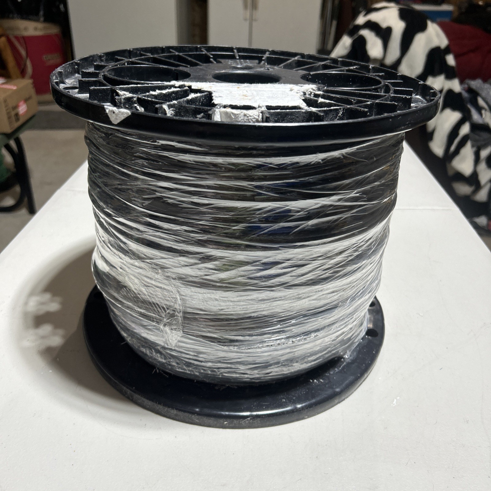 Alanwire 12AWG Stranded THHN-THWN-2 Insulated Building Wire Black 2500 Ft NEW !!