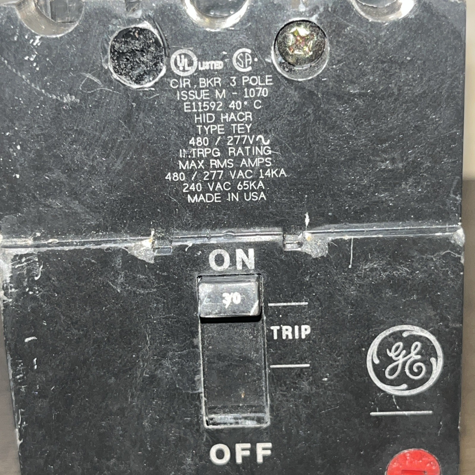 GE TEY330 CIRCUIT BREAKER, 480/277-VOLT, 3-POLE, 30-AMP, BRK / TEY FRAME