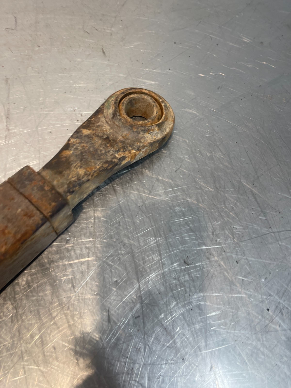 John Deere Tractor Lower 3pt Hydraulic Lift Arm F2687R